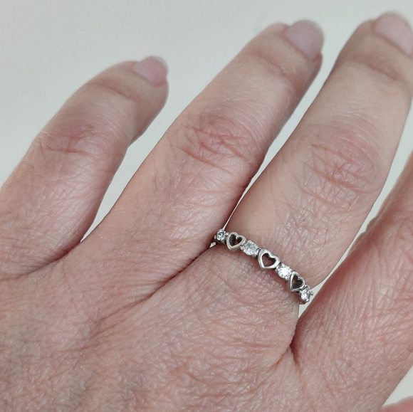 Dainty Sterling Silver Ring Open Work Hearts and CZ - Picture 2 of 14